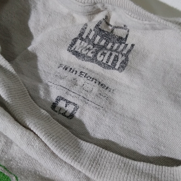 Boys Skater Tee - Picture 2 of 2